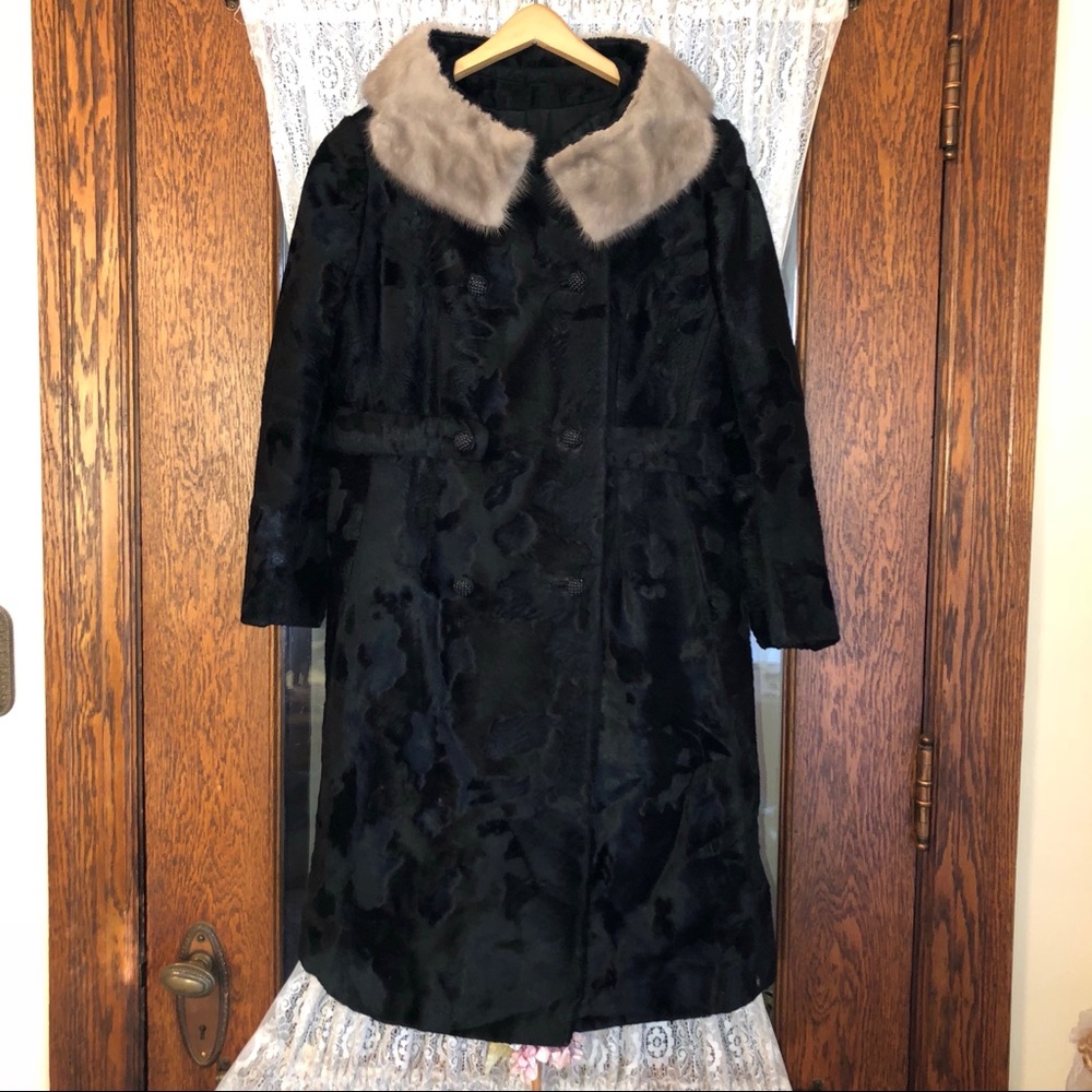 Vintage faux fur coat with real mink fur collar